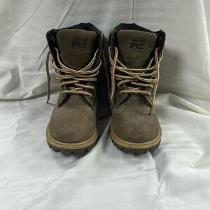 Timberland PRO Women's - 6" Waterproof Insulated Steel Toe - Brown. Worn twice